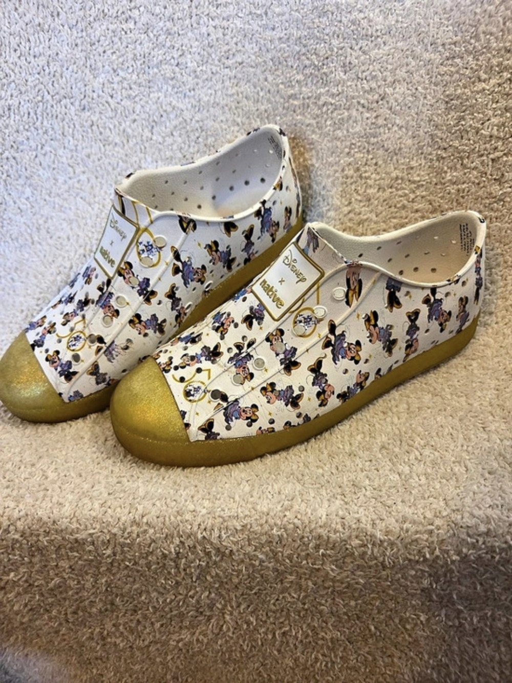 Native Disney x Native Disney Print Sneakers in White & Gold
